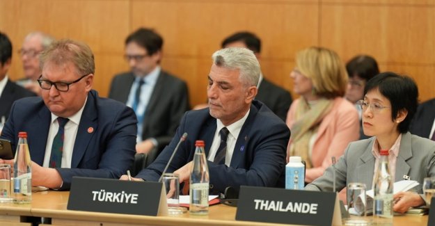 Ticaret Bakanı Ömer Bolat, OECD Bakanlar Toplantısı Açılış Oturumu'na katıldı