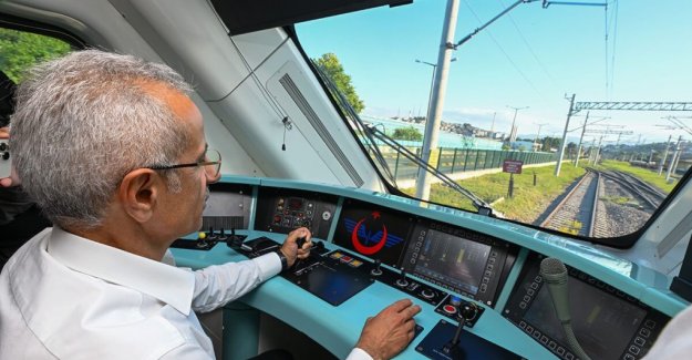 YERLİ VE MİLLİ ELEKTRİKLİ TREN SETİ BİR YAŞINDA