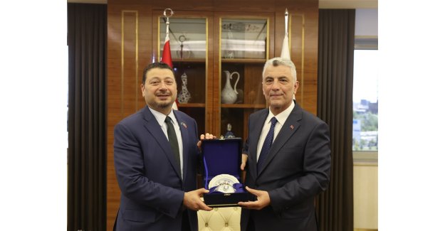 Bakan Bolat, Suudi Arabistan'ın Ankara Büyükelçisi Abu Al-nasr'ı Kabul Etti