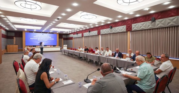 Berber, Kuaför Ve Güzellik Uzmanları Haftada 1 Gün İzinli Olacak