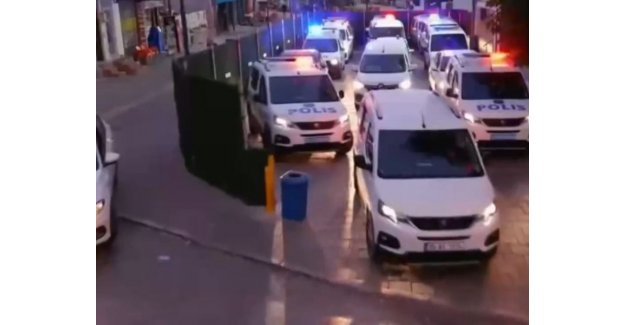 İzmir Merkezli 24 İlde Düzenlenen "DEFİNE-1" Operasyonlarında; Uluslararası Tarihi Eser Kaçakçılığı Yapan Suç Örgütü Üyesi 47 Şüpheli Yakalandı