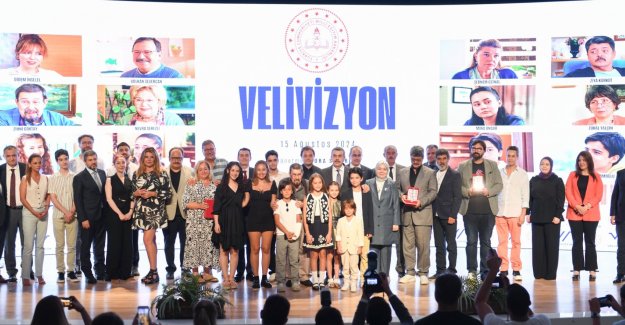 Bakan Tekin Ve Sanatçılar, "Okul-aile" İş Birliğini Konu Edinen "Ailem" Dizisini Tanıttı