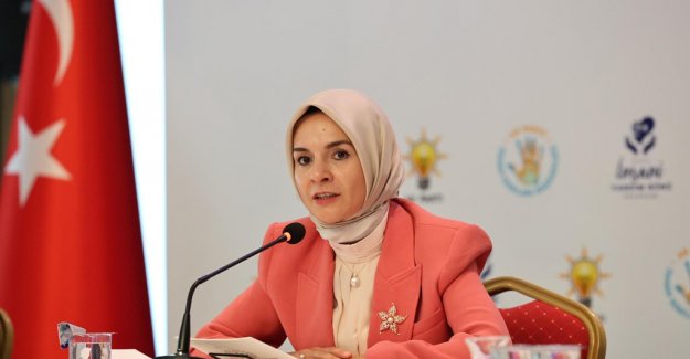 Bakanımız Mahinur Özdemir Göktaş Dünya İnsani Yardım Günü Programına Katıldı