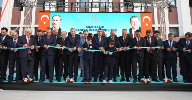 Bakan Tekin, Adapazarı Anadolu İmam Hatip Lisesinin Açılışını Yaptı
