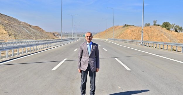 Aydın-Denizli Otoyolu’ndan 3 Günde 22 Bin Araç Geçti