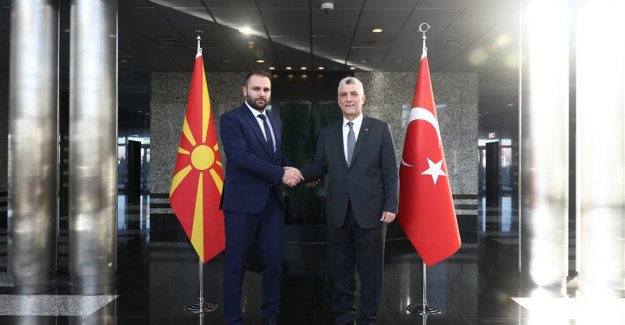 Ticaret Bakanı Ömer Bolat, Kuzey Makedonyalı Mevkidaşı Durmisi ile Görüştü