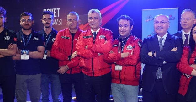 Ticaret Bakanı Ömer Bolat, TEKNOFEST Adana'yı ziyaret etti