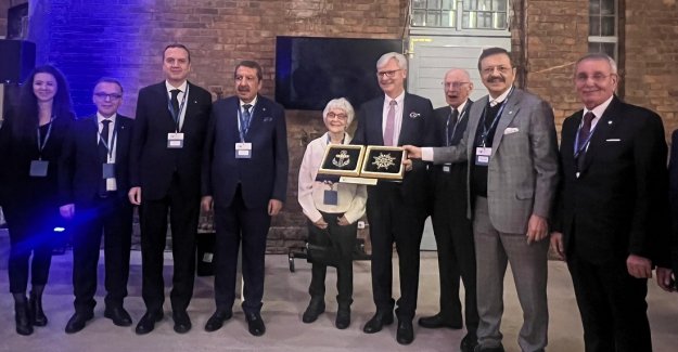 Hisarcıklıoğlu, Almanya Odalar Birliği Genel Sekreteri Vansleben’e veda törenine katıldı