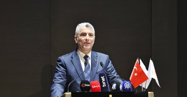Ticaret Bakanı Ömer Bolat, Ekim Ayı Dış Ticaret Verilerini Değerlendirdi
