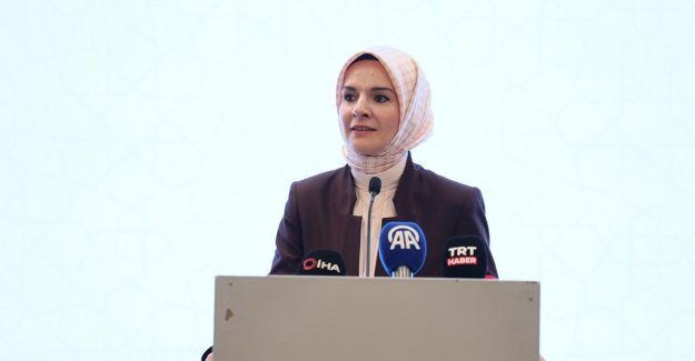 Aile ve Sosyal Hizmetler Bakanımız Göktaş, Ailenin Güçlendirilmesi ve Dinamik Nüfus Yapısı Sempozyumu'nda konuştu