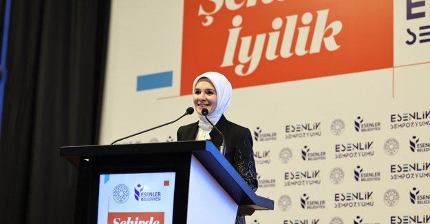 Aile ve Sosyal Hizmetler Bakanımız Göktaş "Esenlik Sempozyumu"nda konuştu