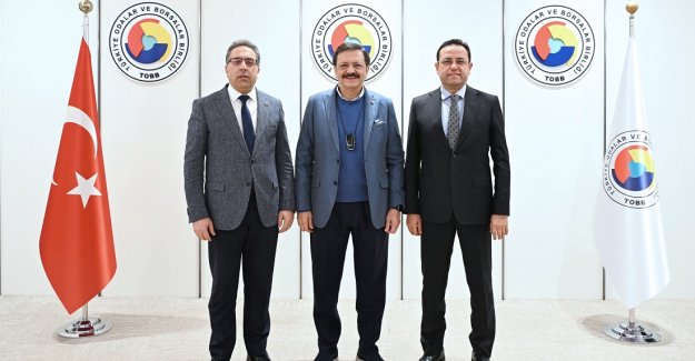 Hisarcıklıoğlu, Bakan Yardımcıları Gizligider ve Gümen ile görüştü