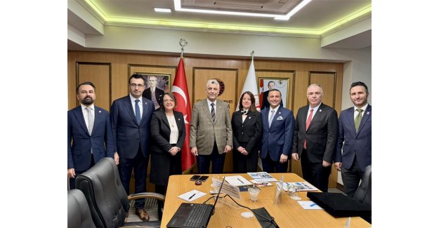 Ticaret Bakanı Bakan Bolat, AEO Derneği Yönetim Kurulu Başkanı Yegin ile Görüştü