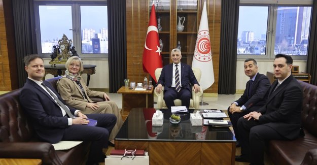 Ticaret Bakanı Bolat, Almanya'nın Ankara Büyükelçisi Sorg'u Kabul Etti