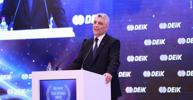 Ticaret Bakanı Bolat, DEİK Ticari Diplomasi Ödülleri Töreni'nde Konuştu