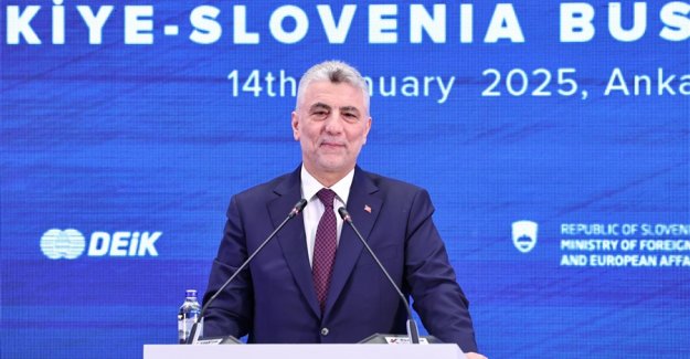 Ticaret Bakanı Ömer Bolat, Türkiye-Slovenya İş Forumu'nda Konuştu