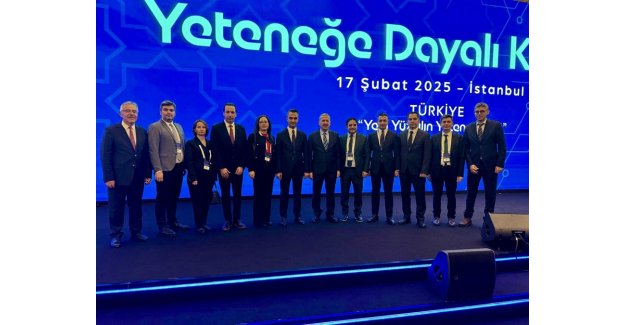 Cumhurbaşkanlığı İnsan Kaynakları Ofisi Başkanlığı'ndan Ticaret Bakanlığı'na Ödül