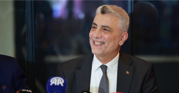 Ticaret Bakanı Bakan Bolat Duyurdu: Ticaret Bakanlığı'na 988 Yeni Personel Alınacak