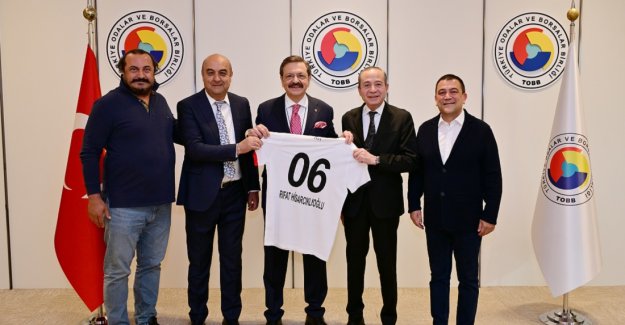 Gençlerbirliği Başkanı Sungur ve beraberindekiler TOBB’u ziyaret etti