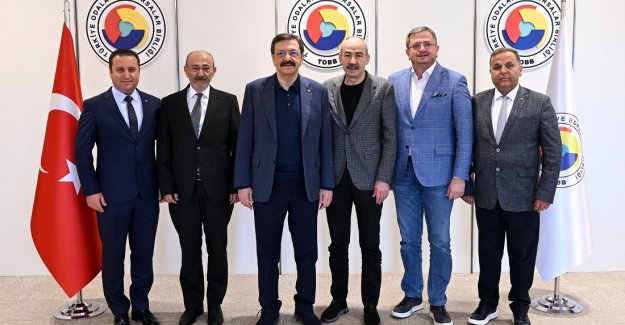 Hisarcıklıoğlu, TOBB Hesapları İnceleme Komisyonu üyeleri ile görüştü