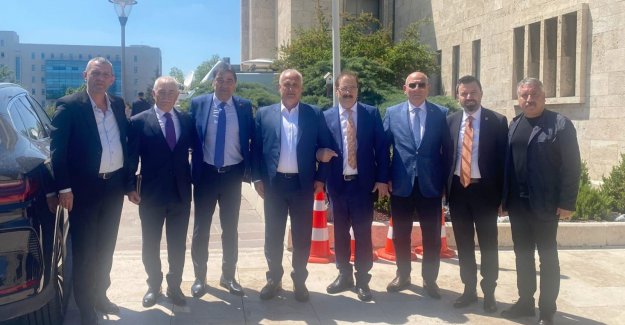 Başkan Kara, Akgül Ve Karaman İle Biraraya Geldi
