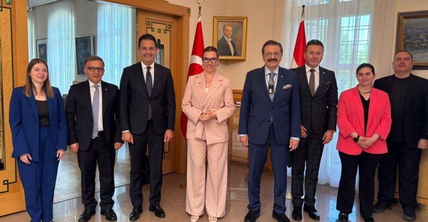 Hisarcıklıoğlu, Büyükelçi Gülşen Karanis Ekşioğlu ile görüştü