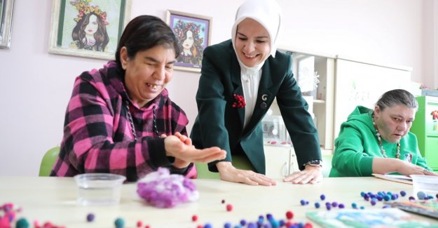 Türkiye'de 37 Bin 580 Engelli Vatandaş Yatılı Bakım Hizmetinden Yararlanıyor