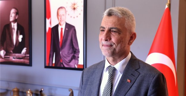 Ticaret Bakanı Bolat'tan Schengen Vizesindeki Son Gelişmelere İlişkin Açıklama