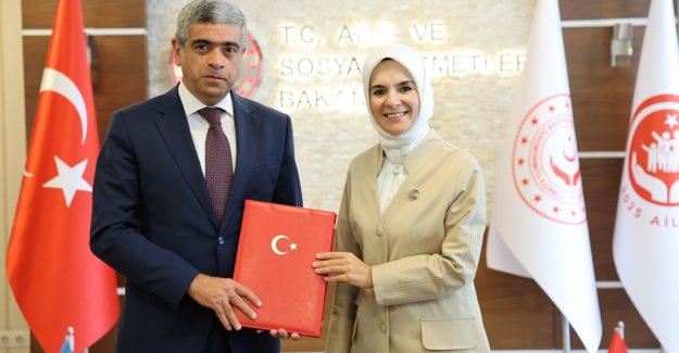 Bakanımız Göktaş, Azerbaycan Çalışma ve Halkın Sosyal Koruması Bakanı Aliyev ile bir araya geldi