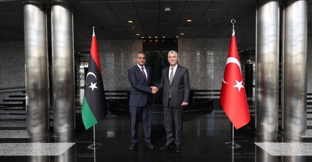 Ticaret Bakanı Ömer Bolat, Libya Ulaştırma Bakanı Şehubi ile Görüştü