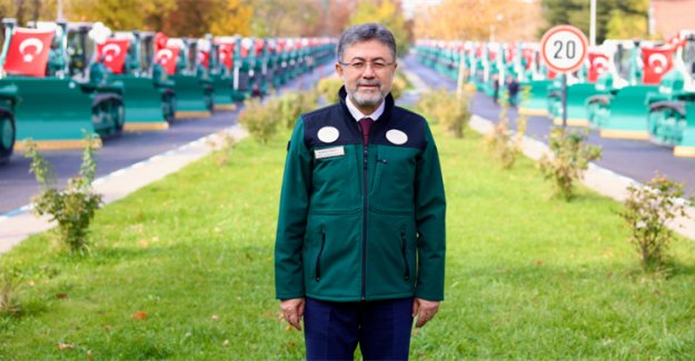 Bakan Yumaklı: “Dsi'nin Araç Parkına 50 İş Makinesi Daha Katıldı”