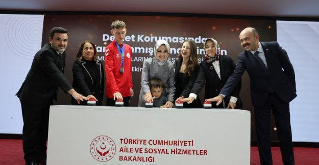 Bakanımız Göktaş, devlet korumasındaki gençlerin kamu kurumlarına yerleştirilmesi töreninde konuştu