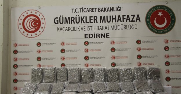 Ticaret Bakanlığı Gümrükler Muhafaza Ekiplerinden Üç Başarılı Uyuşturucu Operasyonu