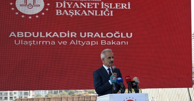 Bakan Uraloğlu, Trabzon’da Abdülhamid Han Külliyesi’nin Açılış Töreninde Konuştu