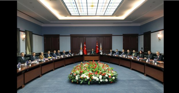 AK Parti MYK Cumhurbaşkanı Erdoğan başkanlığında toplandı