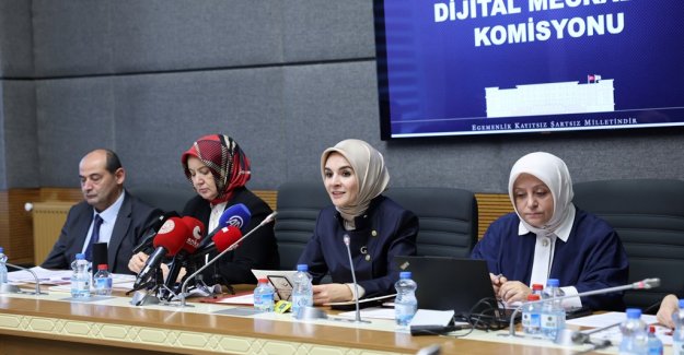 Bakanımız Göktaş, TBMM Dijital Mecralar Komisyonunda sunum yaptı