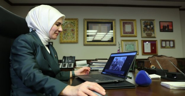 Aile ve Sosyal Hizmetler Bakanımız Göktaş, AA'nın "Yılın Kareleri" oylamasına katıldı