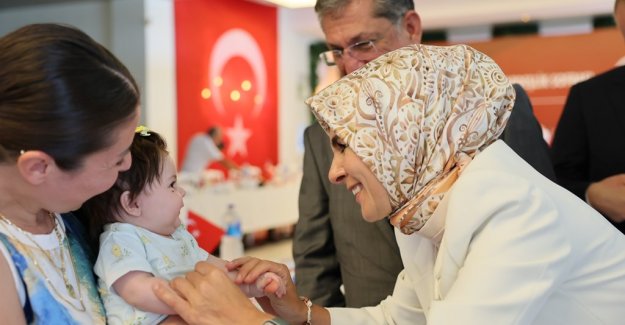 Bakanımız Göktaş: "Aralık ayı doğum yardımı ödemelerini bugün itibarıyla annelerin hesaplarına yatırdık”