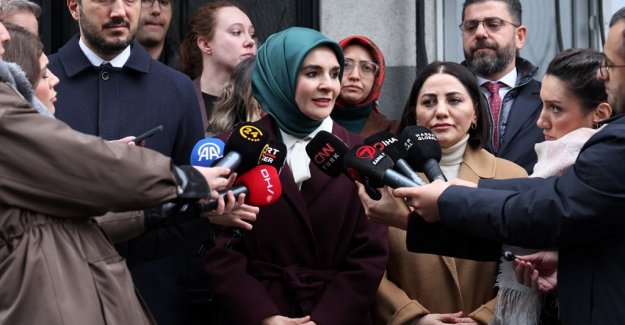 Bakanımız Göktaş'tan İBB'nin kreşinde darp ve istismara uğradığı iddia edilen çocuğun ailesine ziyaret