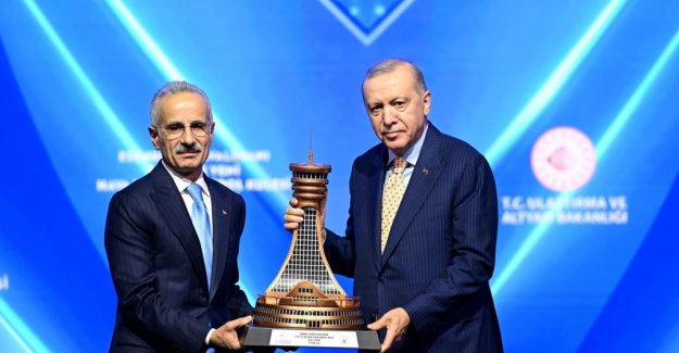 Cumhurbaşkanı Erdoğan, Esenboğa Havalimanı’nın 3. Pistini Ve Yeni Kulesini Hizmete Açtı