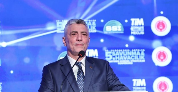 Ticaret Bakanı Bolat, "5. Savunma ve Havacılık Sanayiinde Küresel Stratejiler Konferansı"nda Konuştu