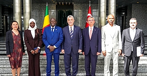 Ticaret Bakanı Bolat, Malili Mevkidaşı Diallo ve Beraberindeki Heyetle Görüştü
