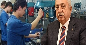Palandöken, “Yaz Tatili Meslek Öğrenmek İçin Önemli Bir Fırsat”