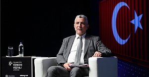 Ticaret Bakanı Ömer Bolat Ticarette Türkiye Yüzyılı Zirvesi’nde Konuştu