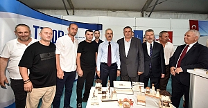 Bakan Uraloğlu TESOB standını ziyaret...