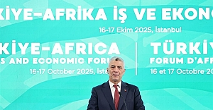 Ticaret Bakanı Bolat, TABEF'te "Güney Afrika Cumhuriyeti Ülke Sunumu" Etkinliğinde Konuştu
