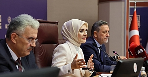 Aile ve Sosyal Hizmetler Bakanımız Göktaş, Bursa Ticaret ve Sanayi Odası'nda konuştu