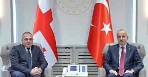 Bakan Uraloğlu, Gürcistan Altyapı Bakanı Sokhadze İle Görüştü
