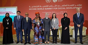 Bakanımız Göktaş: "Aileyi yeniden merkeze almak insanlığın en acil sorumluluğudur"