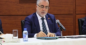 Çalışma ve Sosyal Güvenlik Bakanı Prof. Dr. Vedat Işıkhan Bakü’de Türkiye-Azerbaycan İş Dünyası ile Buluştu